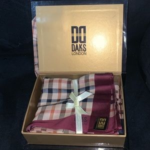 DAKS LONDON Pocket Square